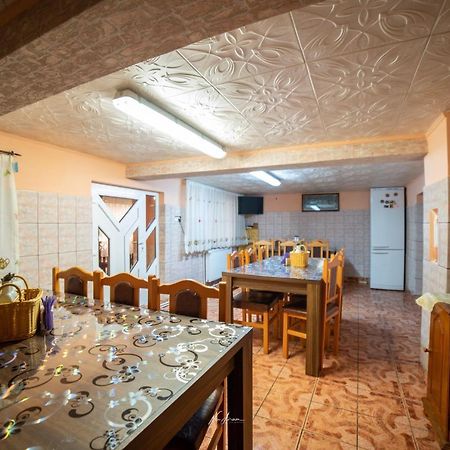 Casa Cosmina Arieseni Villa Exteriör bild
