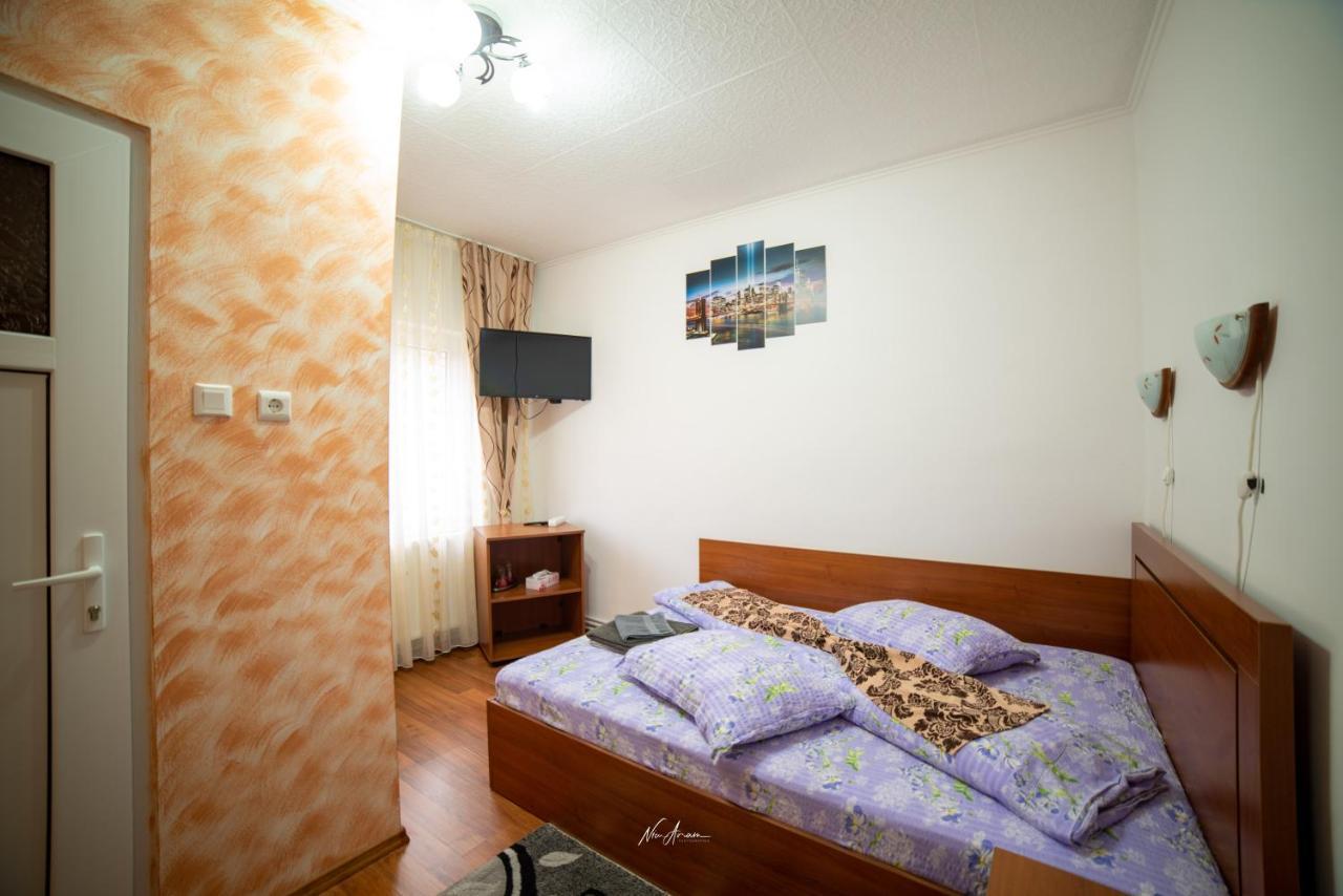 Casa Cosmina Arieseni Villa Exteriör bild