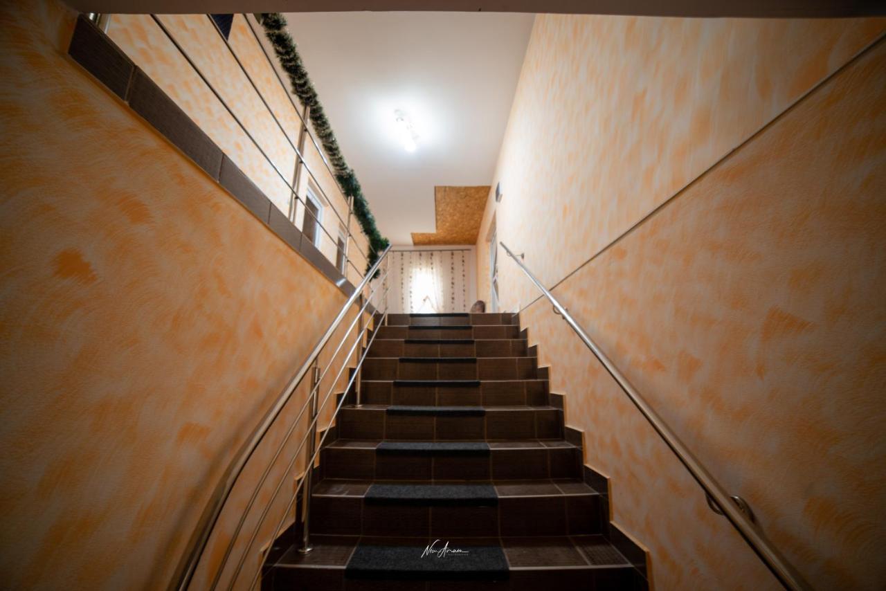 Casa Cosmina Arieseni Villa Exteriör bild