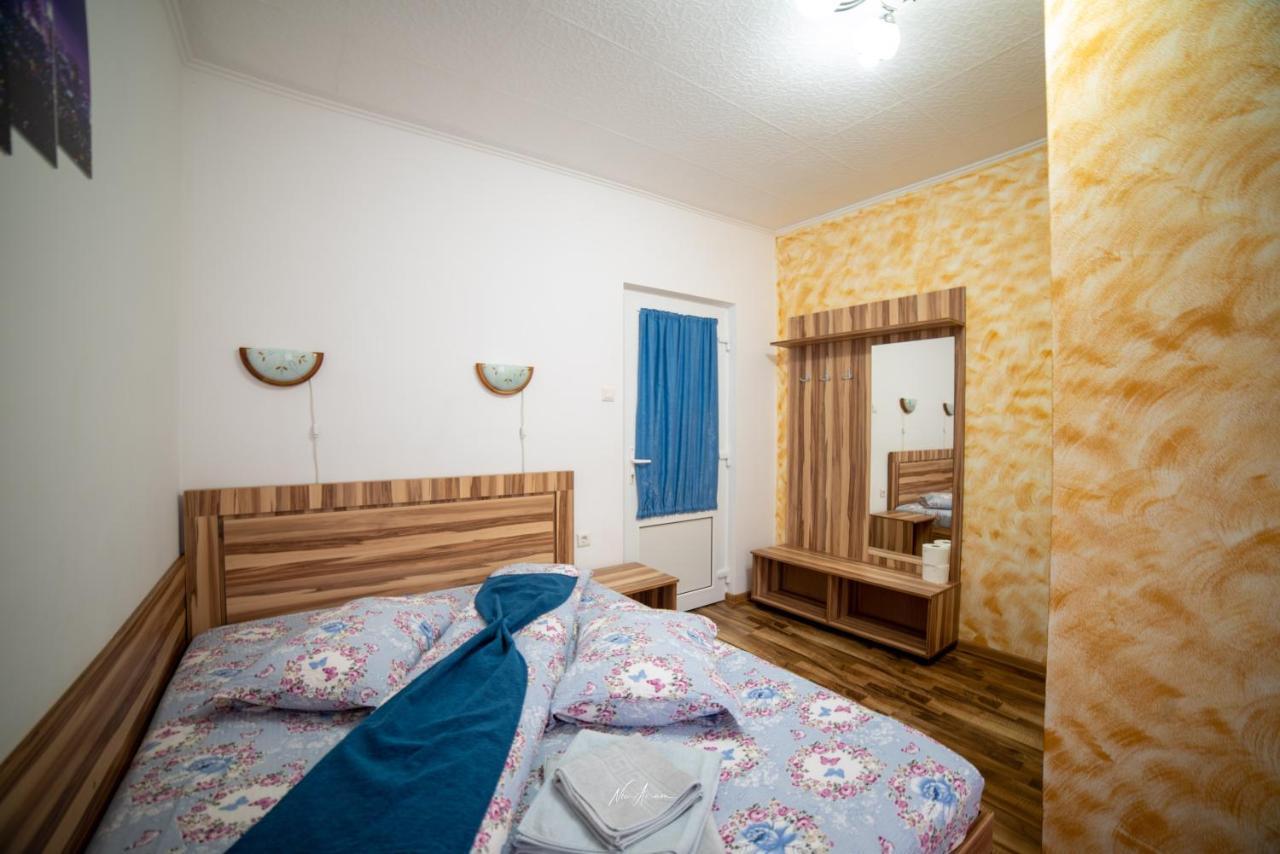 Casa Cosmina Arieseni Villa Exteriör bild