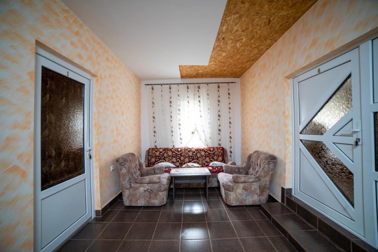 Casa Cosmina Arieseni Villa Exteriör bild